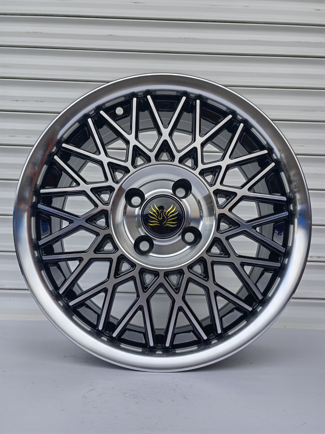 RNO 3375 6.5x15/4x100 D67.1 ET35 черный, серебристый