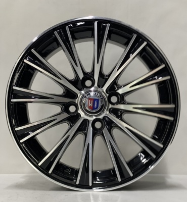Vossen 445 6.5x16/4x100 D67.1 ET35 4 диска черный, серебристый