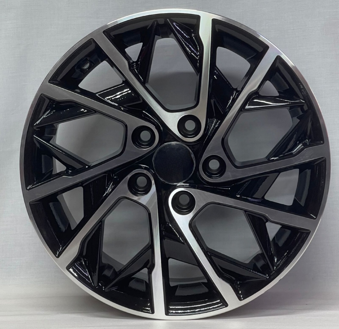 RS 008 6.5x16/5x114.3 D67.1 ET45 черный, серебристый
