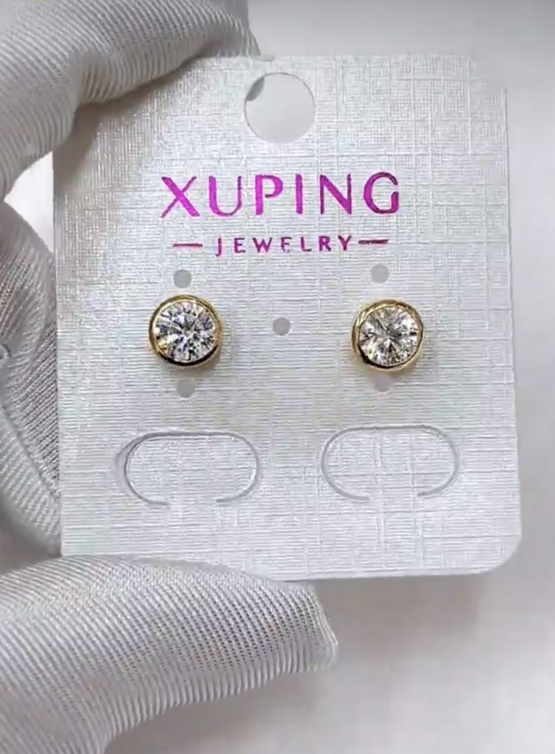Пусеты Xuping Jewelry Базовая коллекция медицинская сталь, фианит