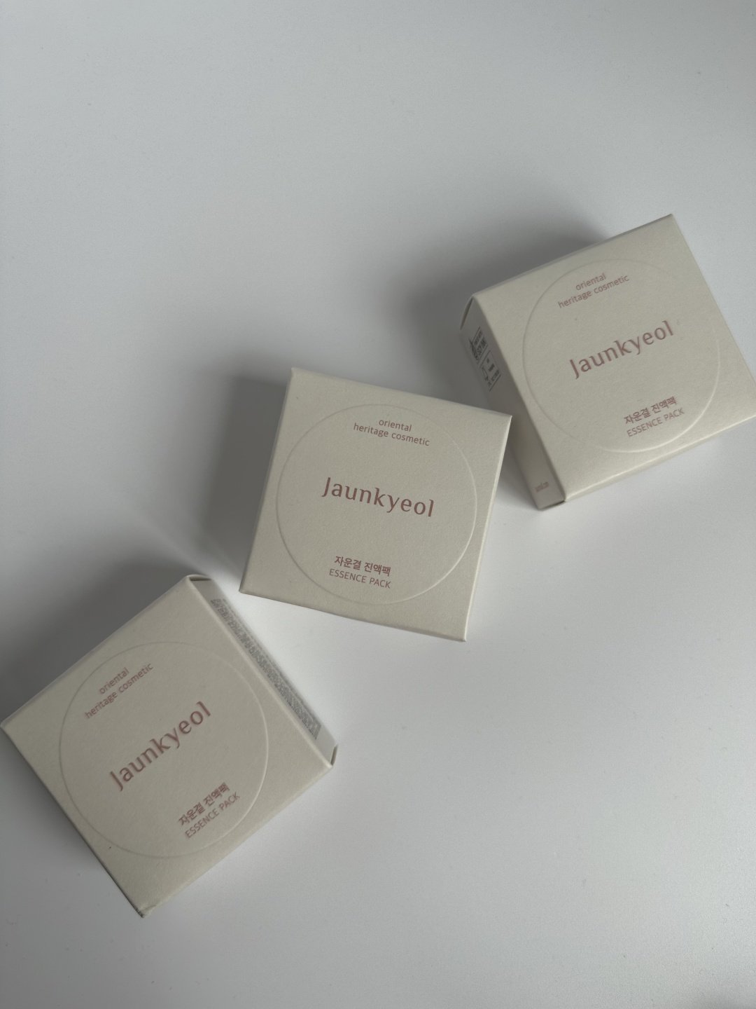 Кусковое мыло туалетное JAUNKYEOL Essence pack 330 г