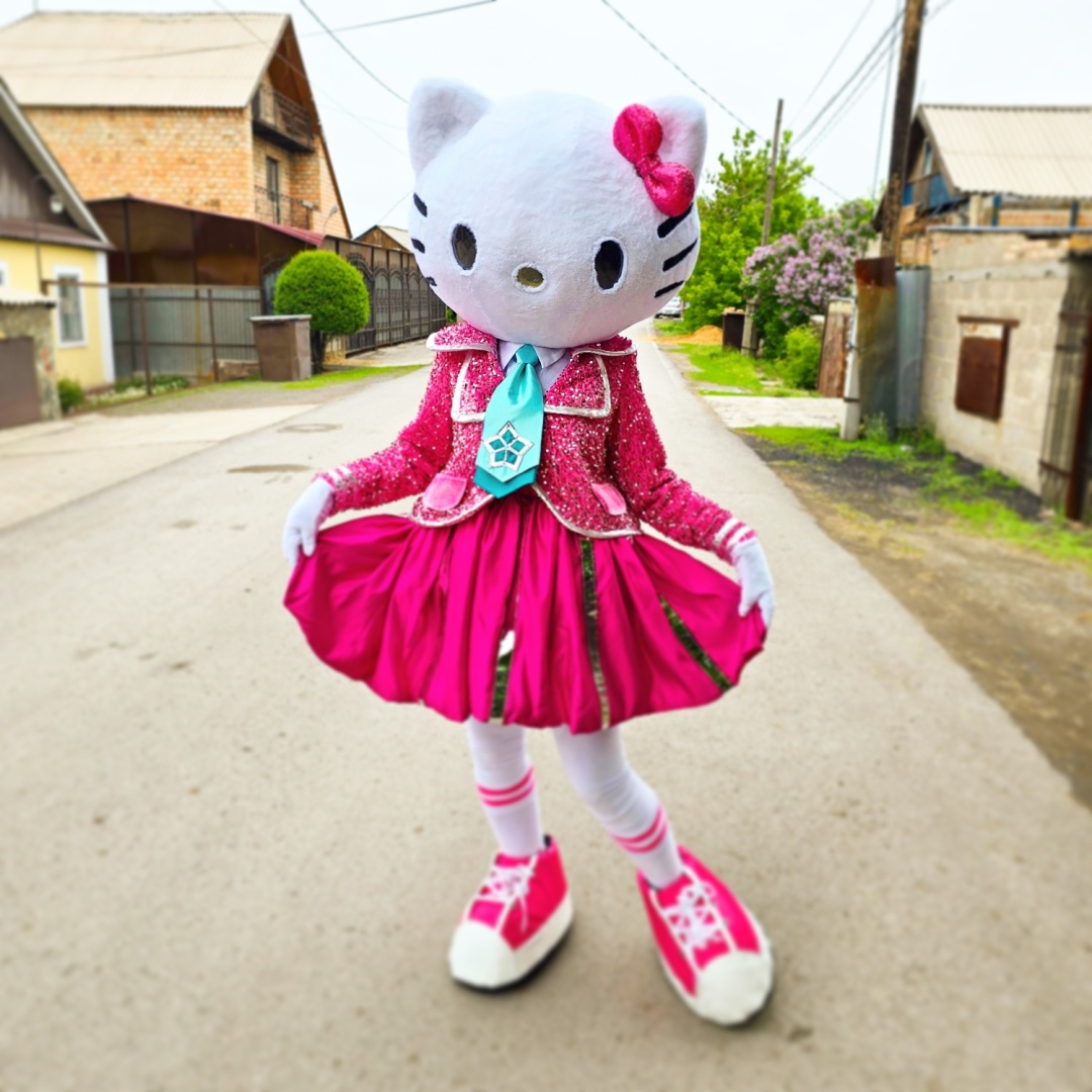 Карнавальный костюм Event Mascot Ростовая кукла Hello Kitty. Карнавальный костюм . Одежда мультиколор