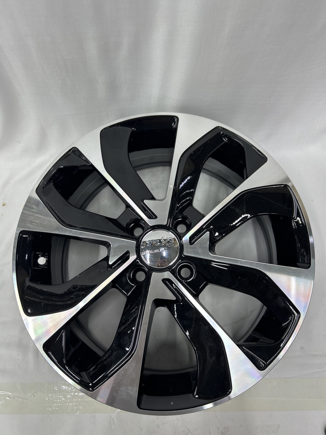 LKN 116 6x16/4x100 D54.1 ET45 черный, серебристый