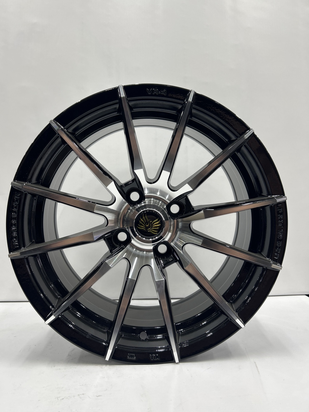 SSM 432 7x15/4x100 D67.1 ET35 черный, серебристый