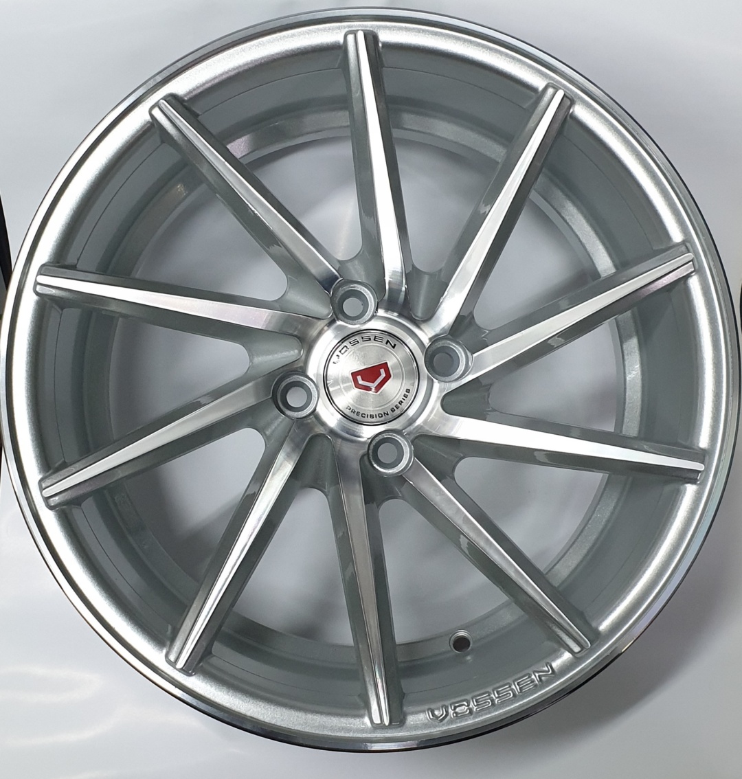 Replica Cv5 6.5x15/4x100 D67.1 ET35 серебристый