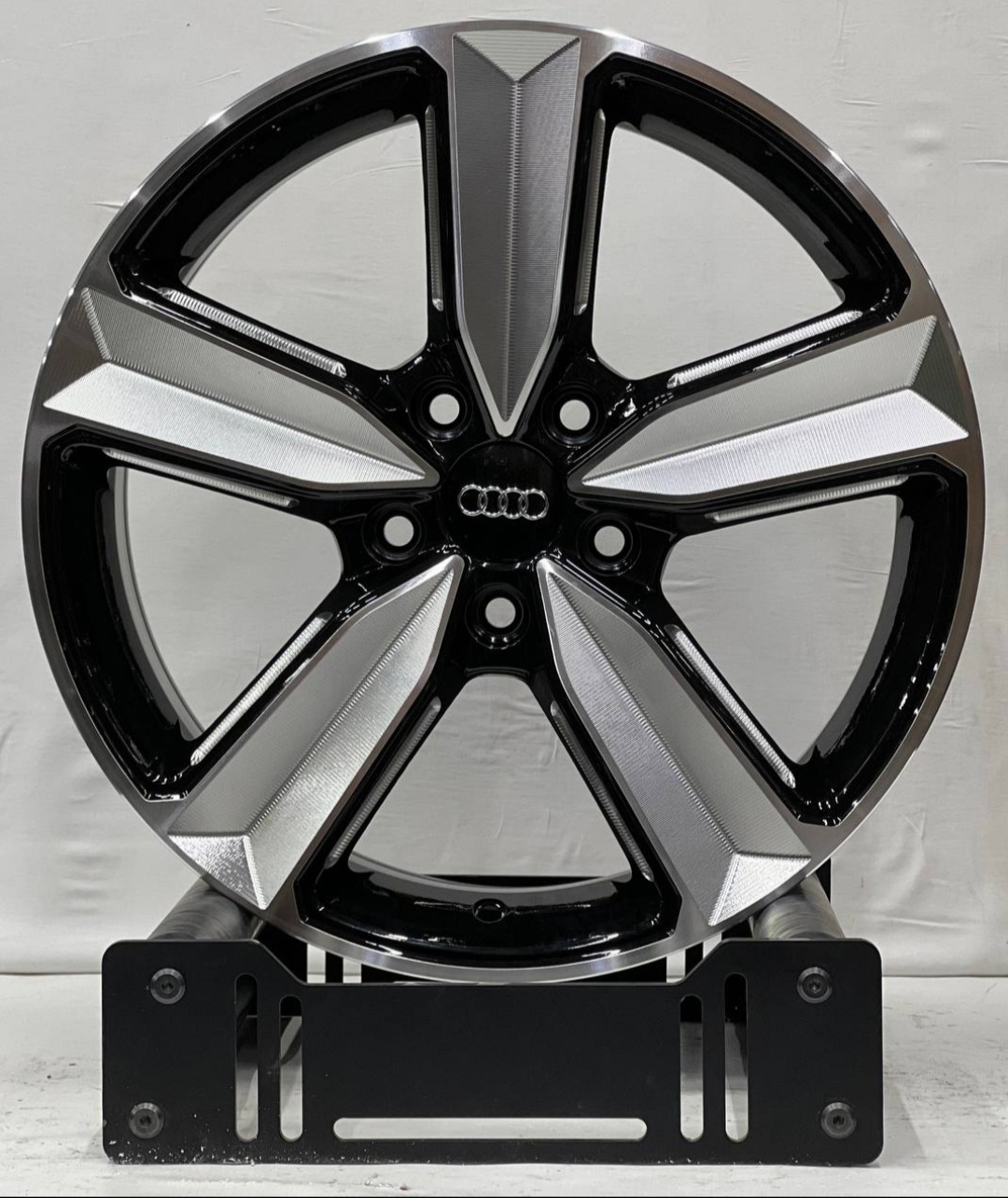 RS 0009 7.5x17/5x112 D66.6 ET35 4 диска черный, серебристый