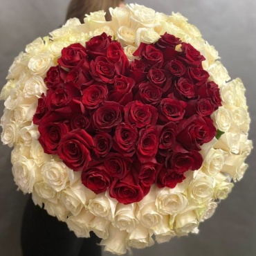 Bestflowers моно-букет в оформлении роза 101 шт 100 см