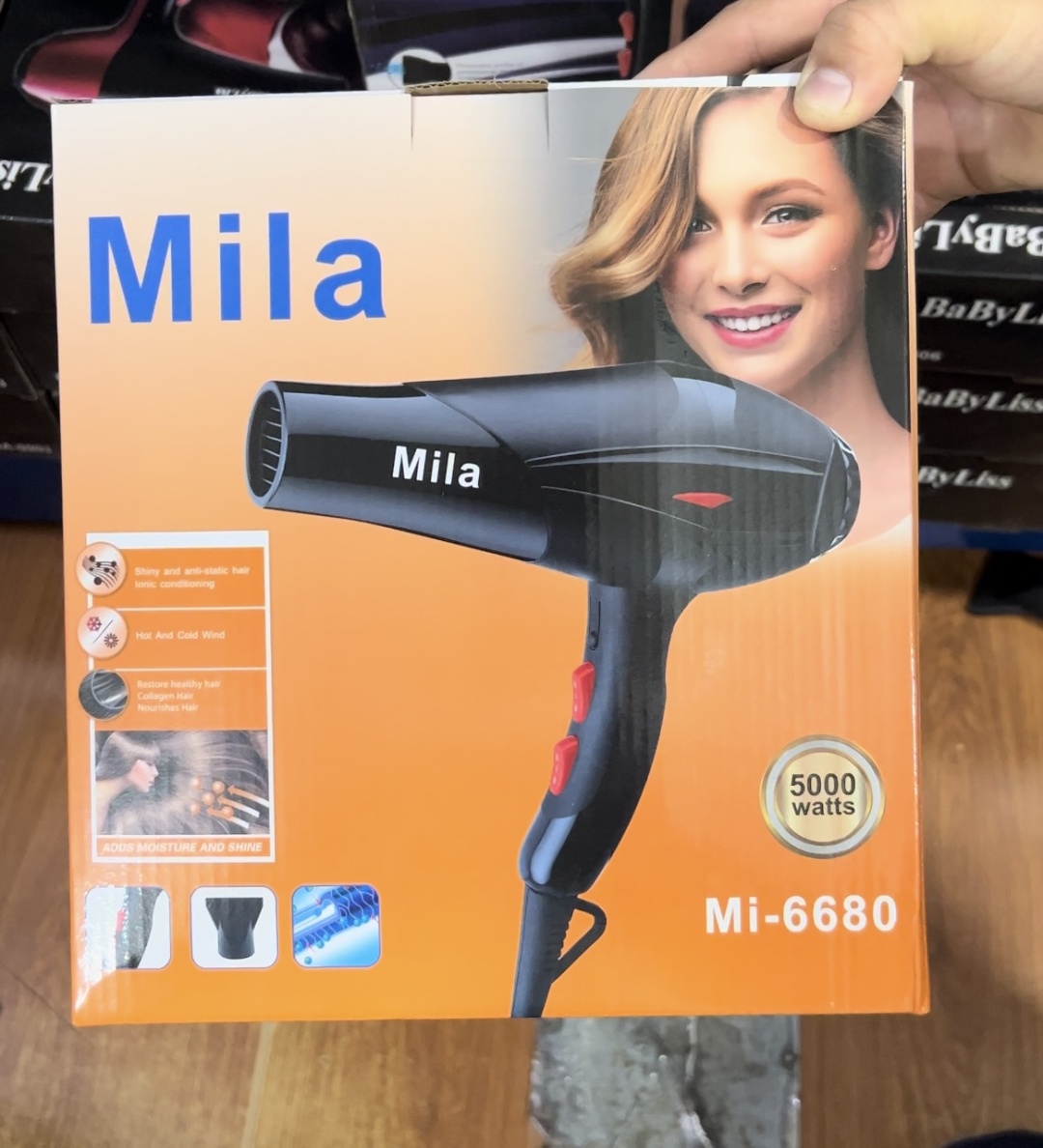 Mila Mi-6680 фен черный