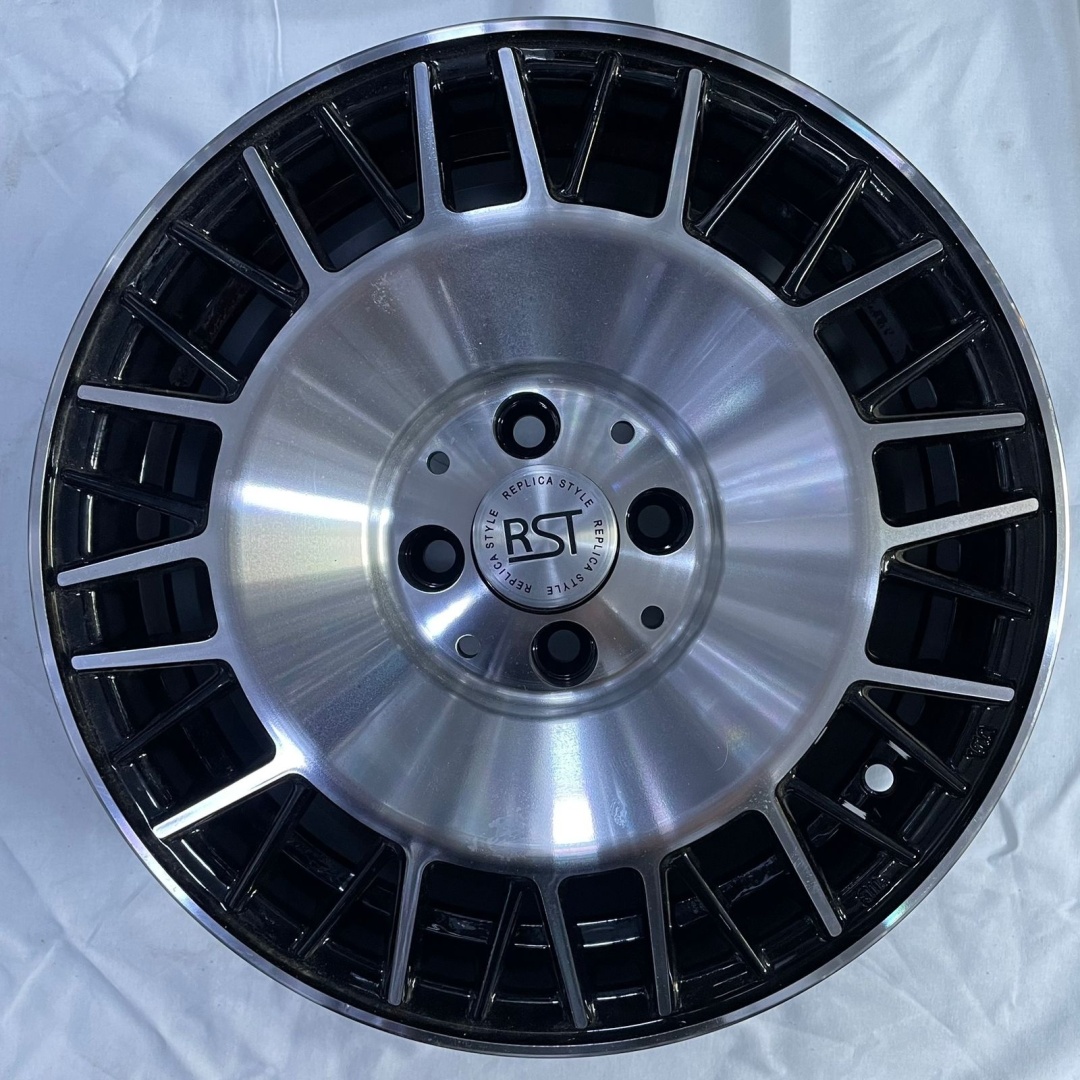 RST R040 7x15/4x100 D67.1 ET35 черный, серебристый