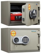 Сейф VALBERG FRS 30 EL ключевой, электронный замок (405х300х355 мм)