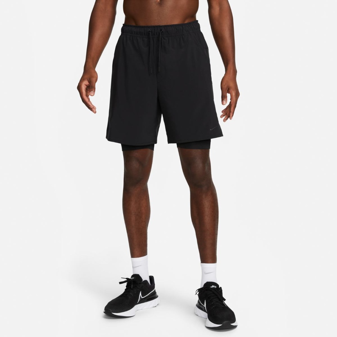Спортивные шорты Nike черный