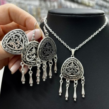 MAGMA collection бижутерный сплав, мельхиор, без вставок