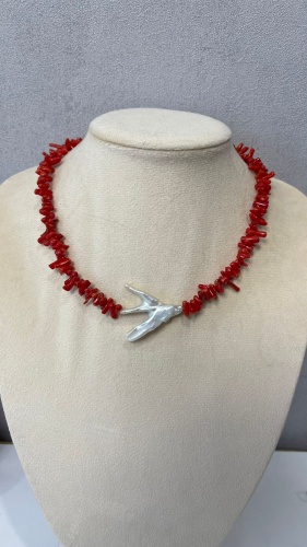 DiDi Jewelry длина 42 см латунь, жемчуг, коралл