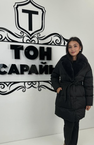 Пуховик черный
