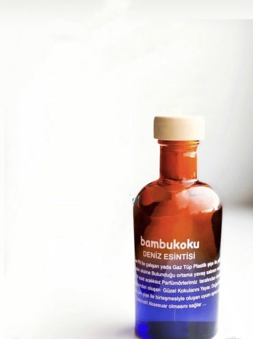 Диффузор с палочками Bambukoku Насыщенный,бодрящий,акватический,чуть солоноватый аромат морской свежести с цитрусовой нотой грейпфрута 135 мл