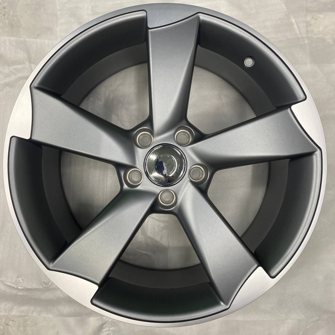 DIVAD BK5931 8x18/5x112 D66.6 ET35 4 диска серебристый, серый