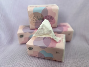 Бумажные салфетки Sakura 300 шт