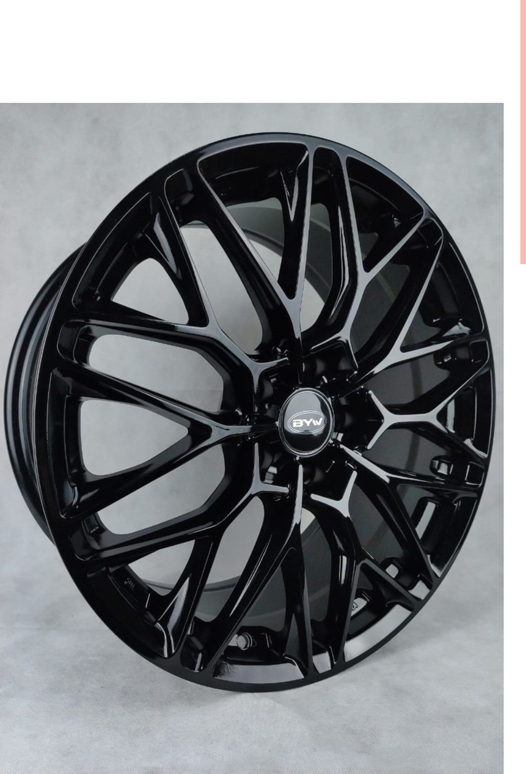 RS 345 8x18/5x114.3 D67.1 ET40 черный