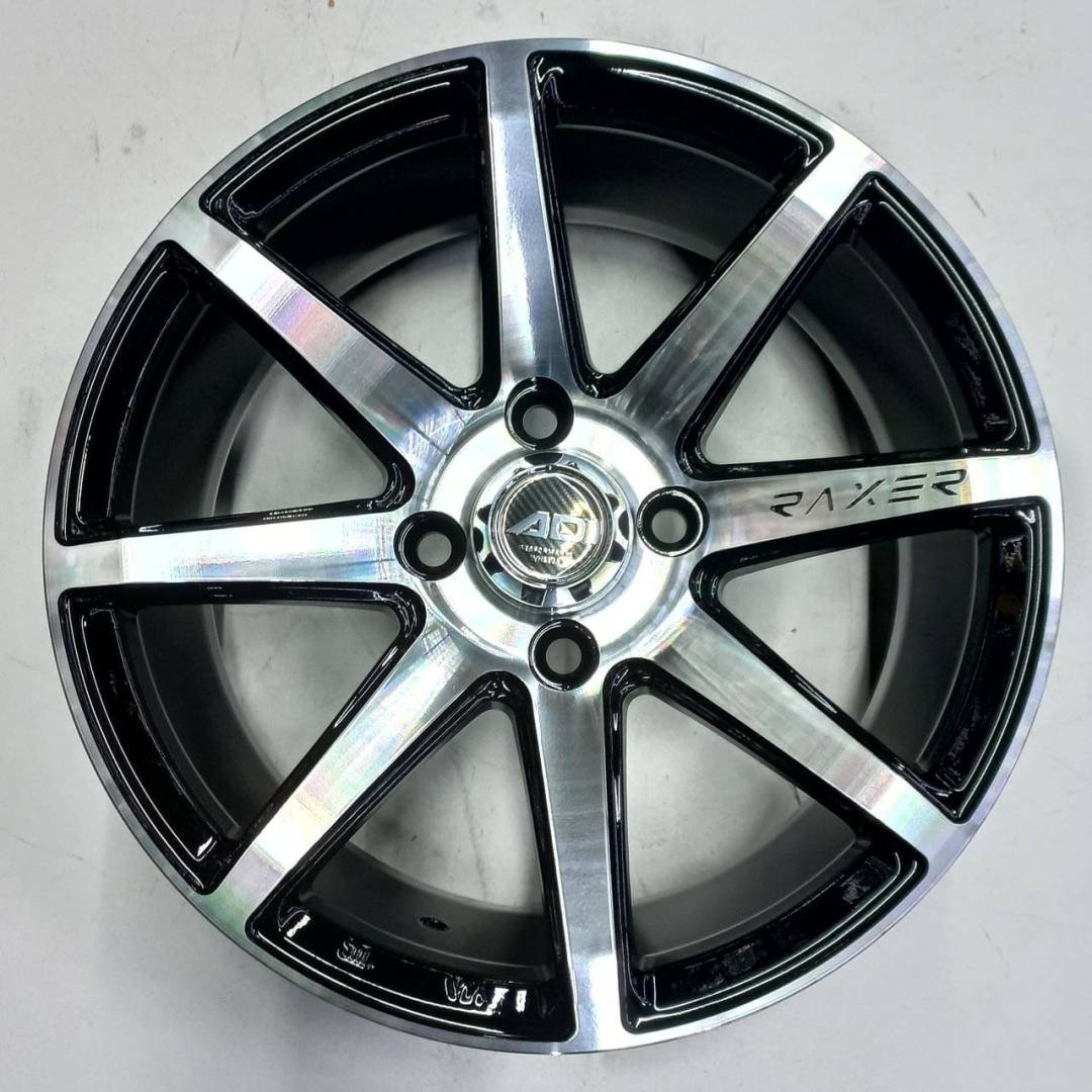 Replica 3733 6x14/4x100 D67.1 ET25 черный, серебристый