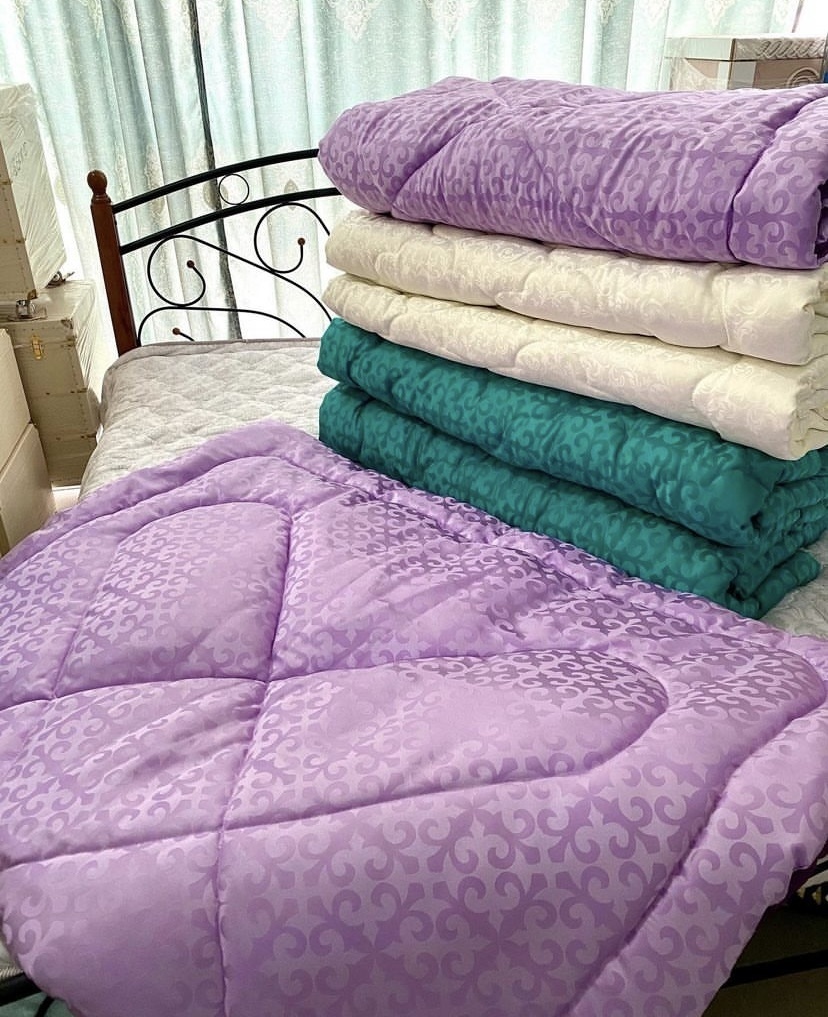 Комплект корпе с подушками 220x200, вата, зеленый, фиолетовый, бежевый