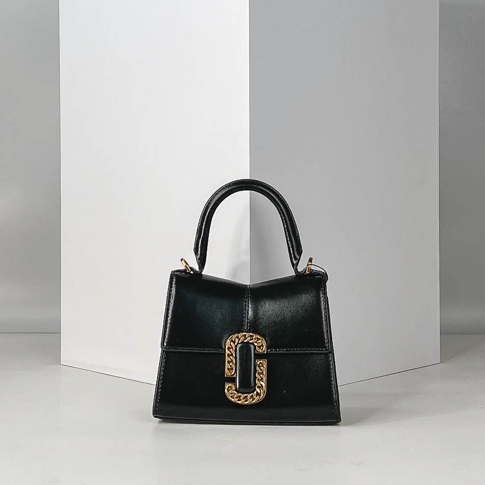 Сумка кросс-боди MARC JACOBS натуральная кожа черный