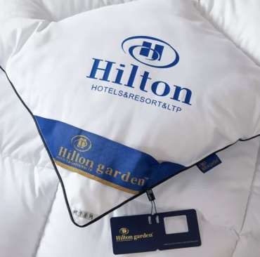 Одеяло Hilton 356357 200x230 всесезонное