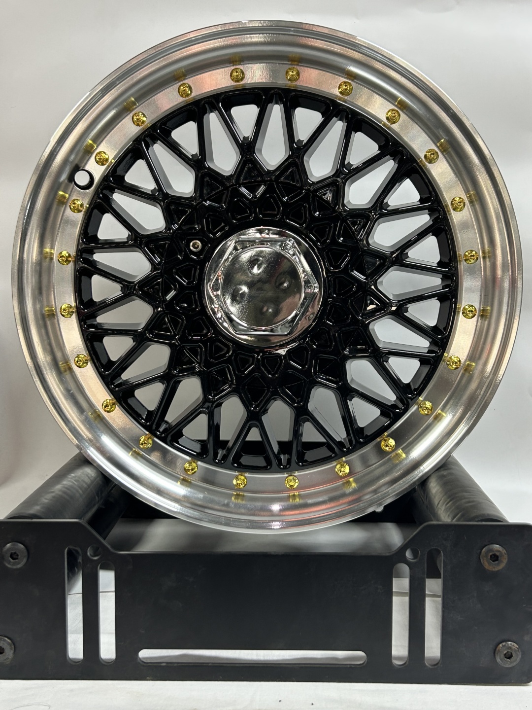 LKN Lkn144133 5.5x14/4x100 D73.1 ET30 4 диска черный, серебристый