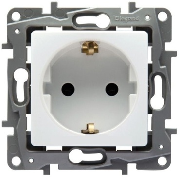 Розетка Legrand Etika 672221, белый