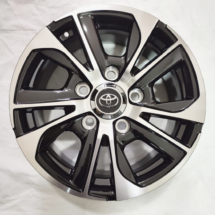Wheels 1611 8x18/5x150 D110.1 ET60 черный, серебристый