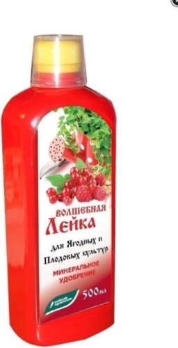 Буйские удобрения жидкость Волшебная лейка Акварин для плодово-ягодных культур 0.5 л кг