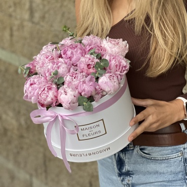 Artflower композиция в коробке пион 25 шт 35 см