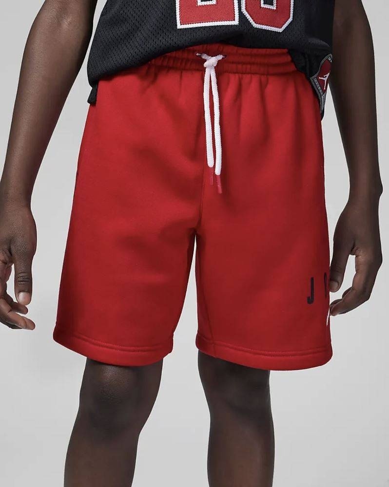 Спортивные шорты Nike красный