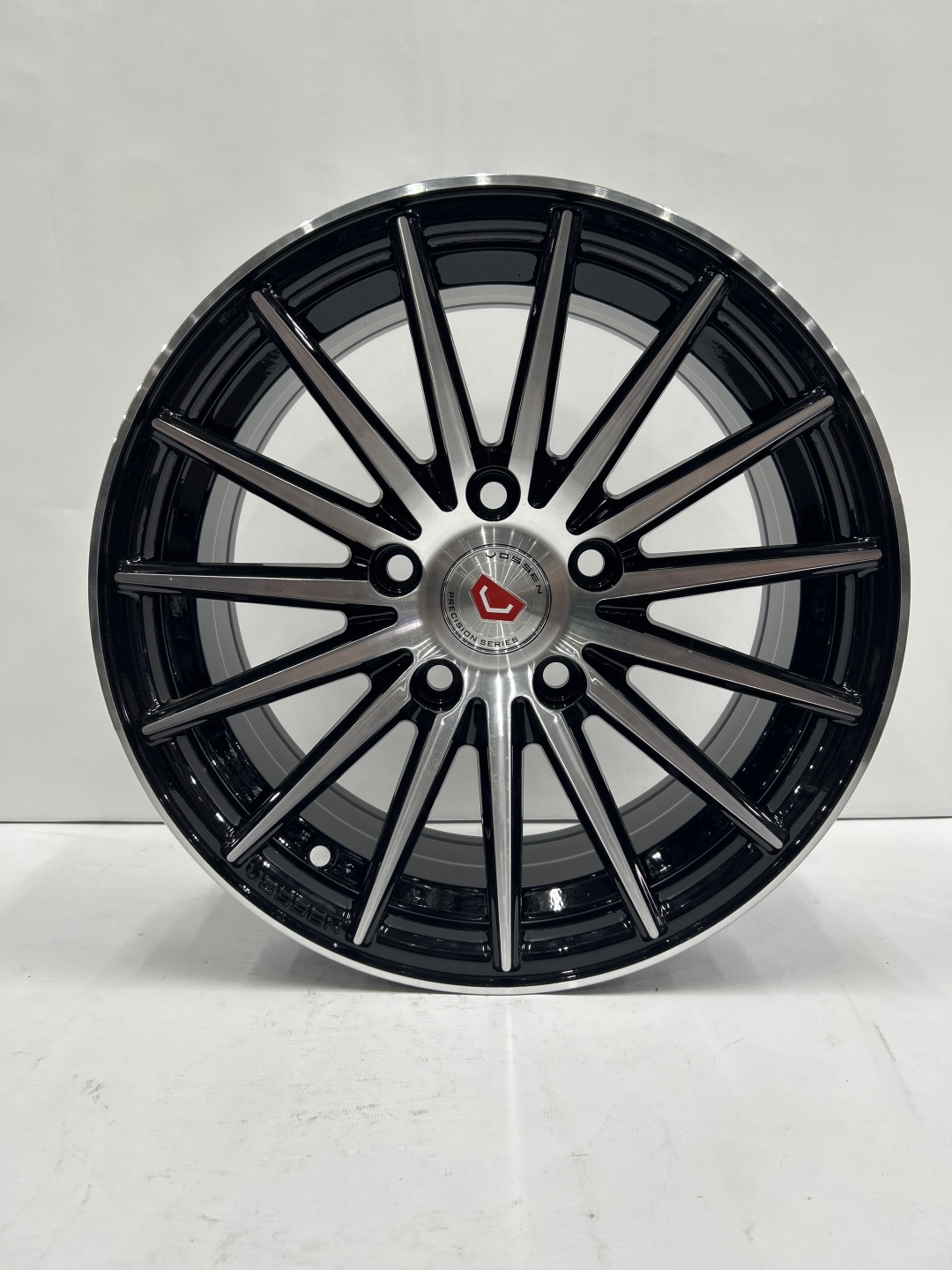Replica 5432 7x15/5x114.3 D67.1 ET35 черный, серебристый