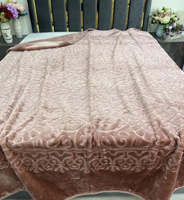 Плед Blumarine 200х230 см, велсофт, велюр, карамельный