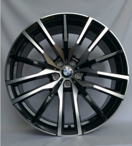 RS 572 10.5x21/5x112 D66.6 ET9.5 черный, серебристый