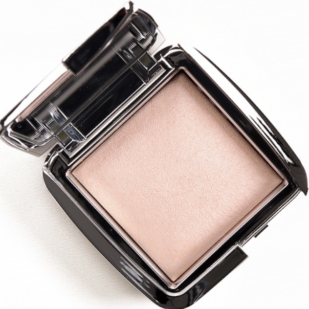 Пудра HOURGLASS Ambient Lighting Powder сухая Iridescent Strobe Light светло-бежевый