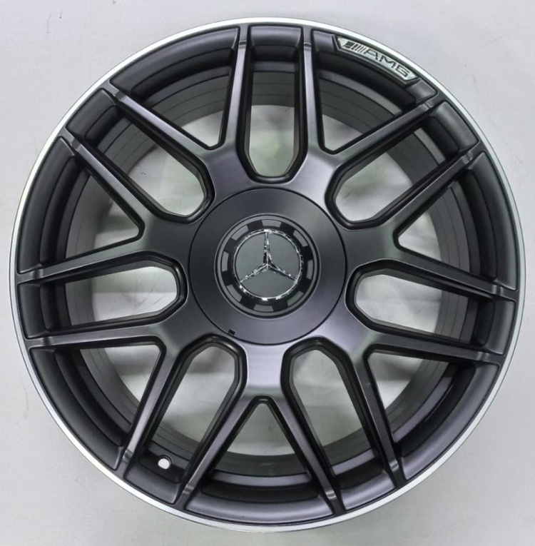 Mercedes-Benz 95424 8.5/9.5x19/5x112 D66.6 ET38.42 черный