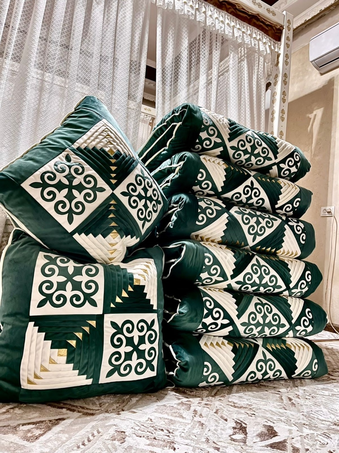 Safya tekstil комплект корпе с подушками 230x80 см, вата, зеленый