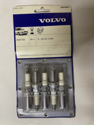 Свеча зажигания Volvo 30650843
