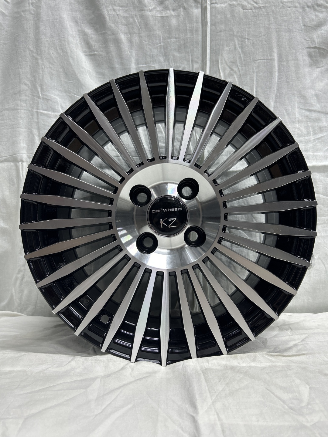 SSM 45087 6.5x15/4x100 D67.1 ET35 черный, серебристый