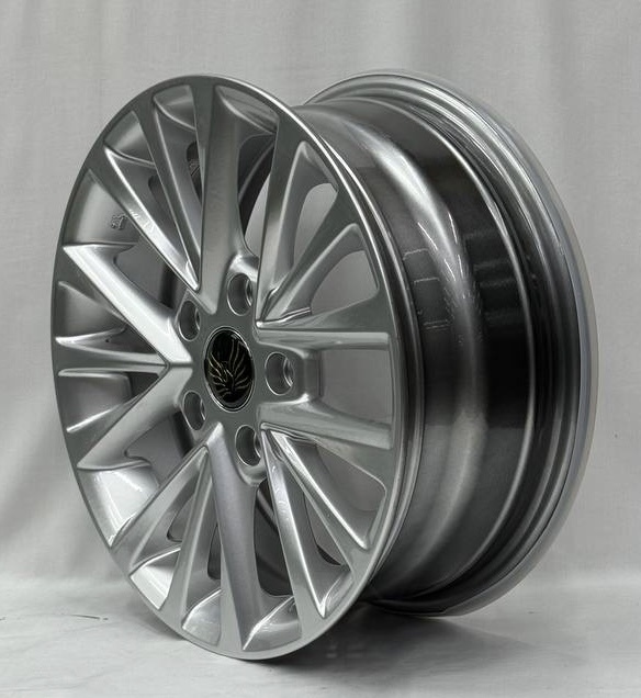 Bai Wheels 570 6x15/5x114.3 D60.1 ET35 серебристый