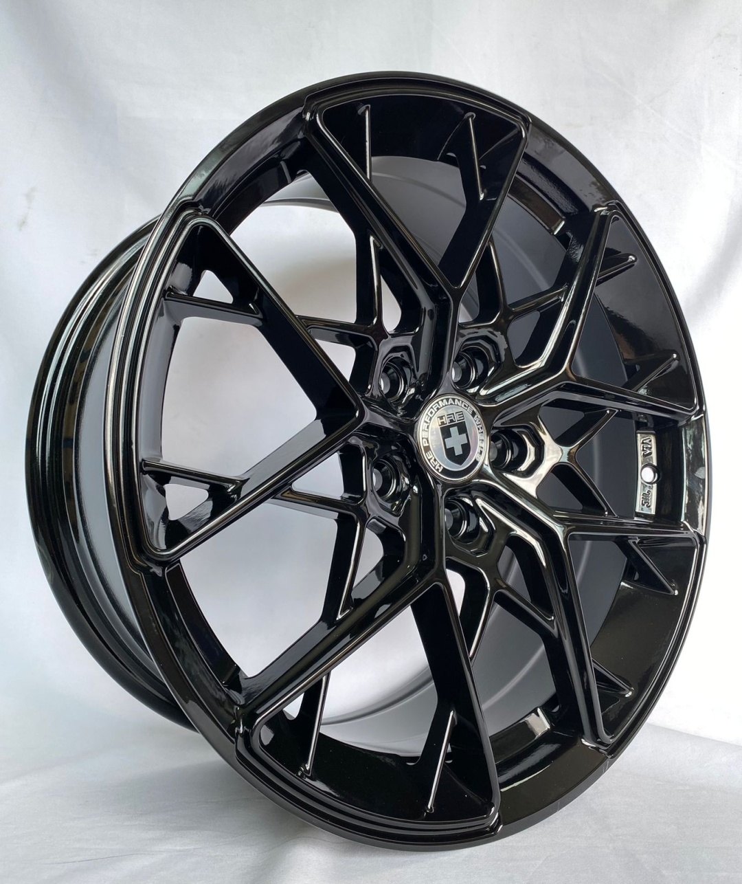 AE YX117 7.5x17/5x112 D66.6 ET38 4 диска черный