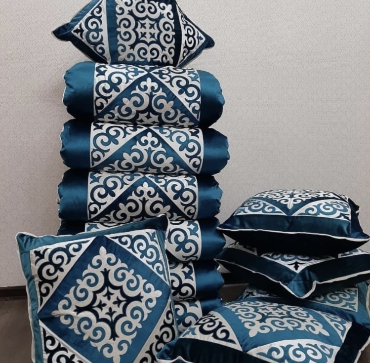 Комплект корпе с подушками 200x80 см, вата, бирюзовый