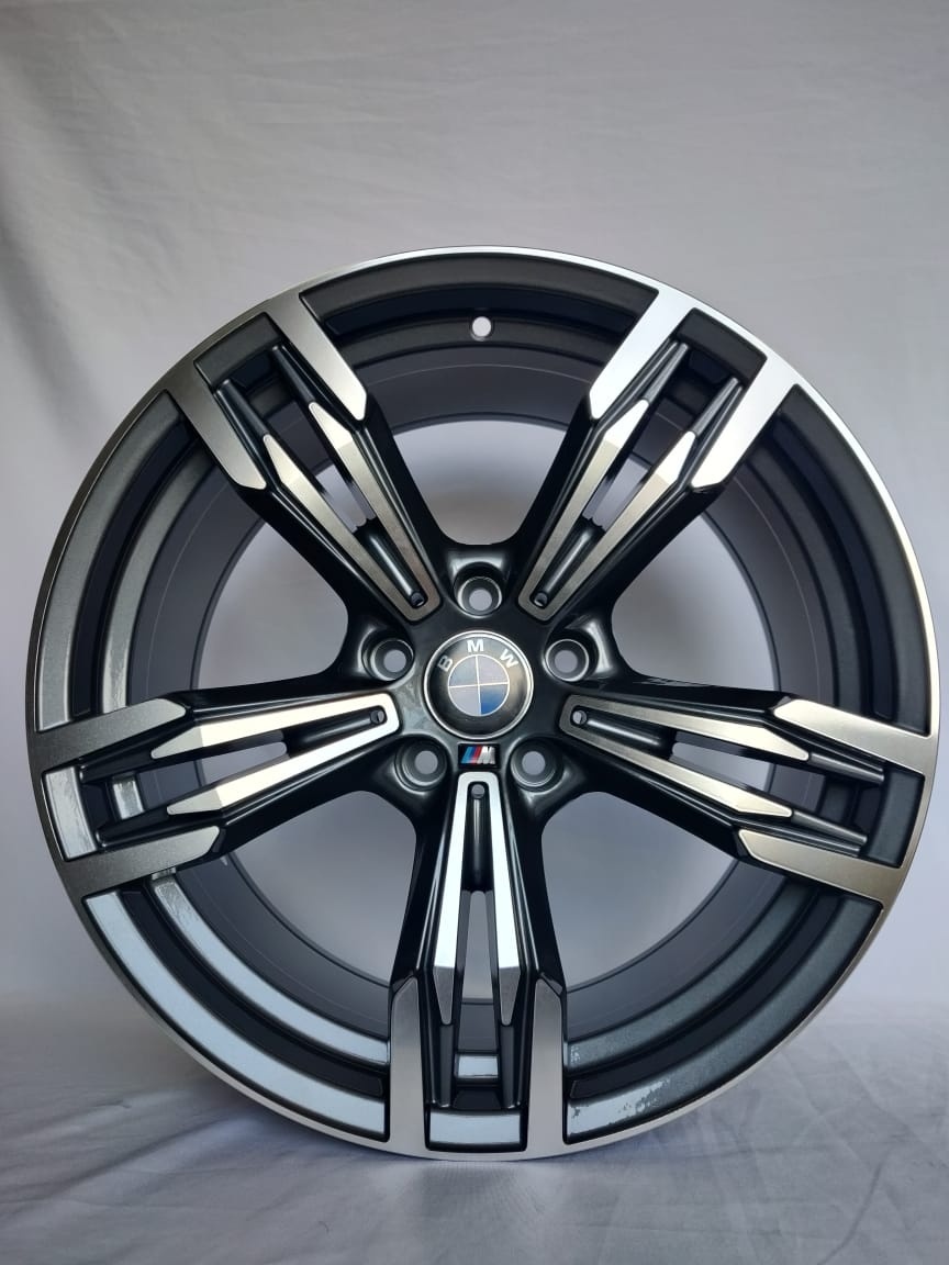 RS 752 8.5x18/5x120 D74.1 ET30 графит