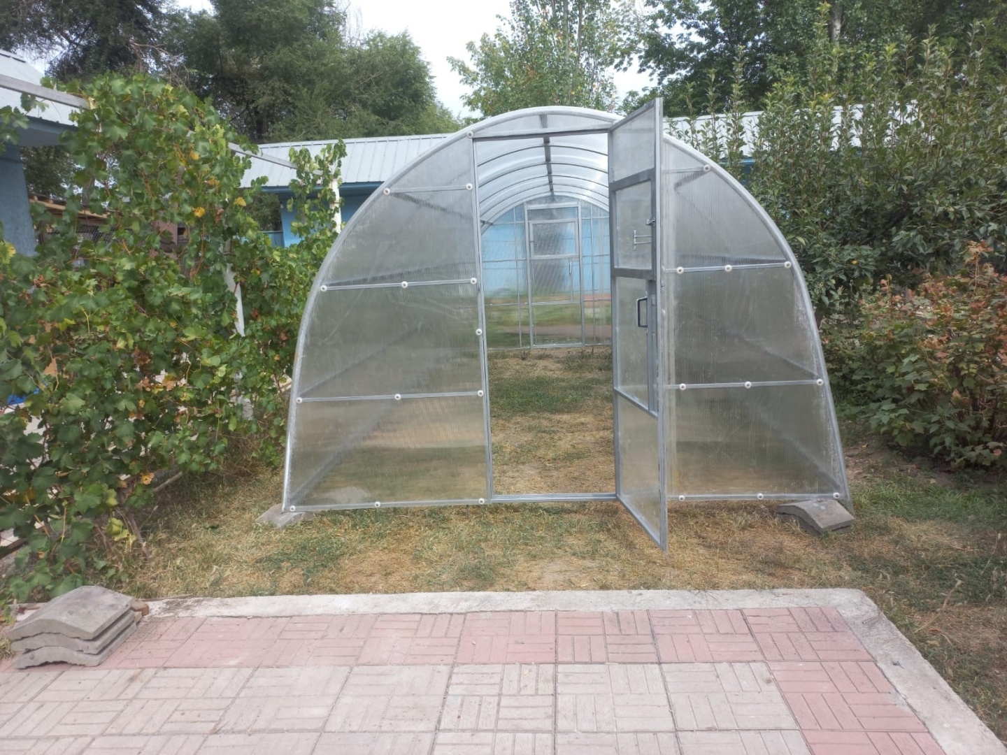 Купить Теплица 522141 250x400x600 см, поликарбонат в кредит в Алматы ...
