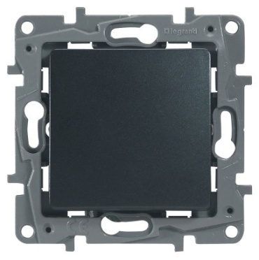 Legrand Etika 672601 черный