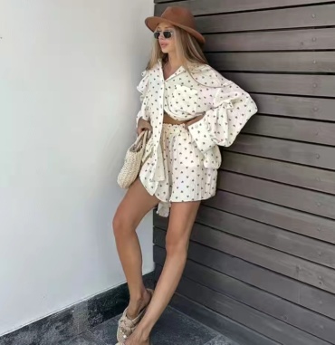 Костюм повседневный Fashion бежевый