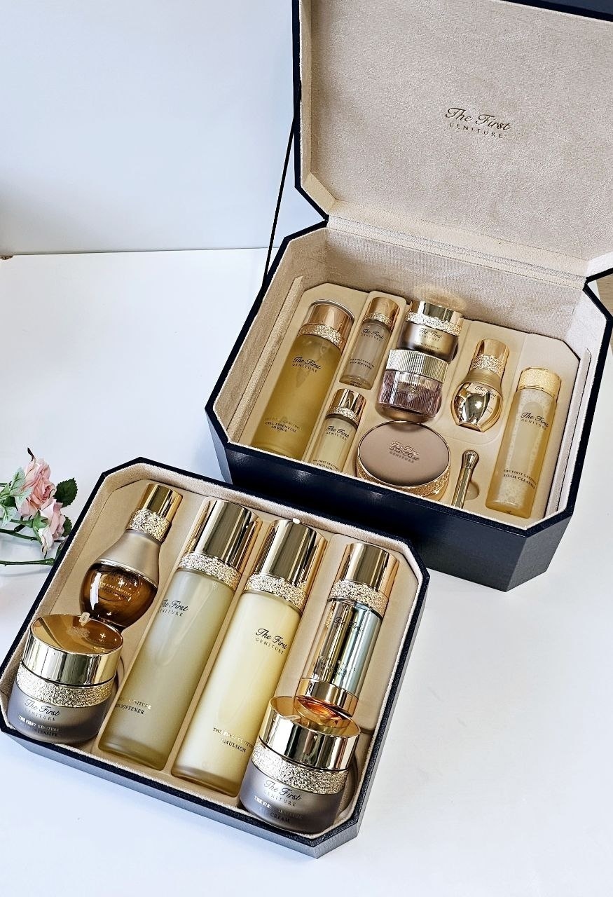 The First Ginature Skin Softener набор по уходу за лицом для женщин