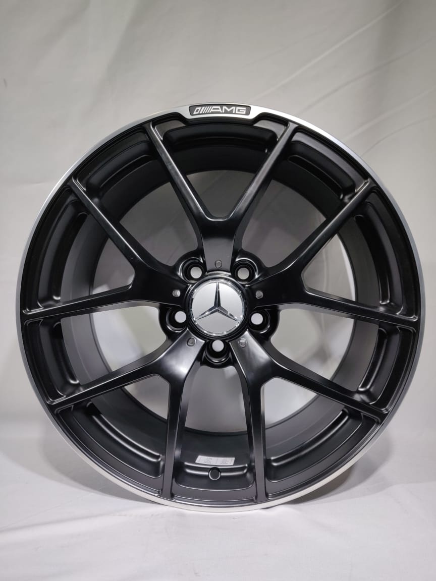 RS 1004 8.5/9.5x18/5x112 D66.6 ET35 черный