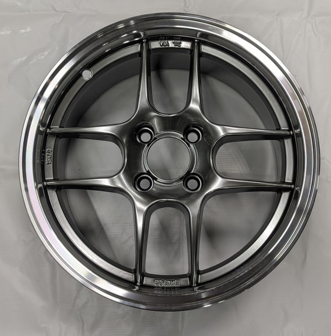Replica 2004 7x15/4x100 D73.1 ET35 графит